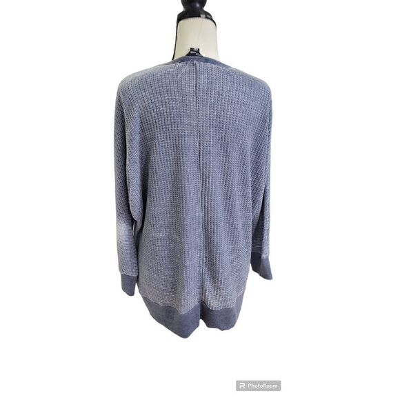 Stitch Star Size L Waffle Knit Soft Thermal Gray Long Sleeve Top - Picture 2 of 4